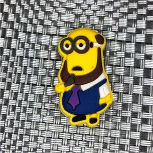 5/$10 Minions crocs charm